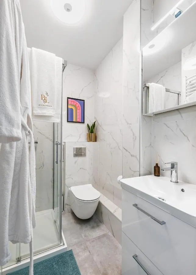 Apartament Bella Luna Luxury Suites - Oasis Gem In Warszawa