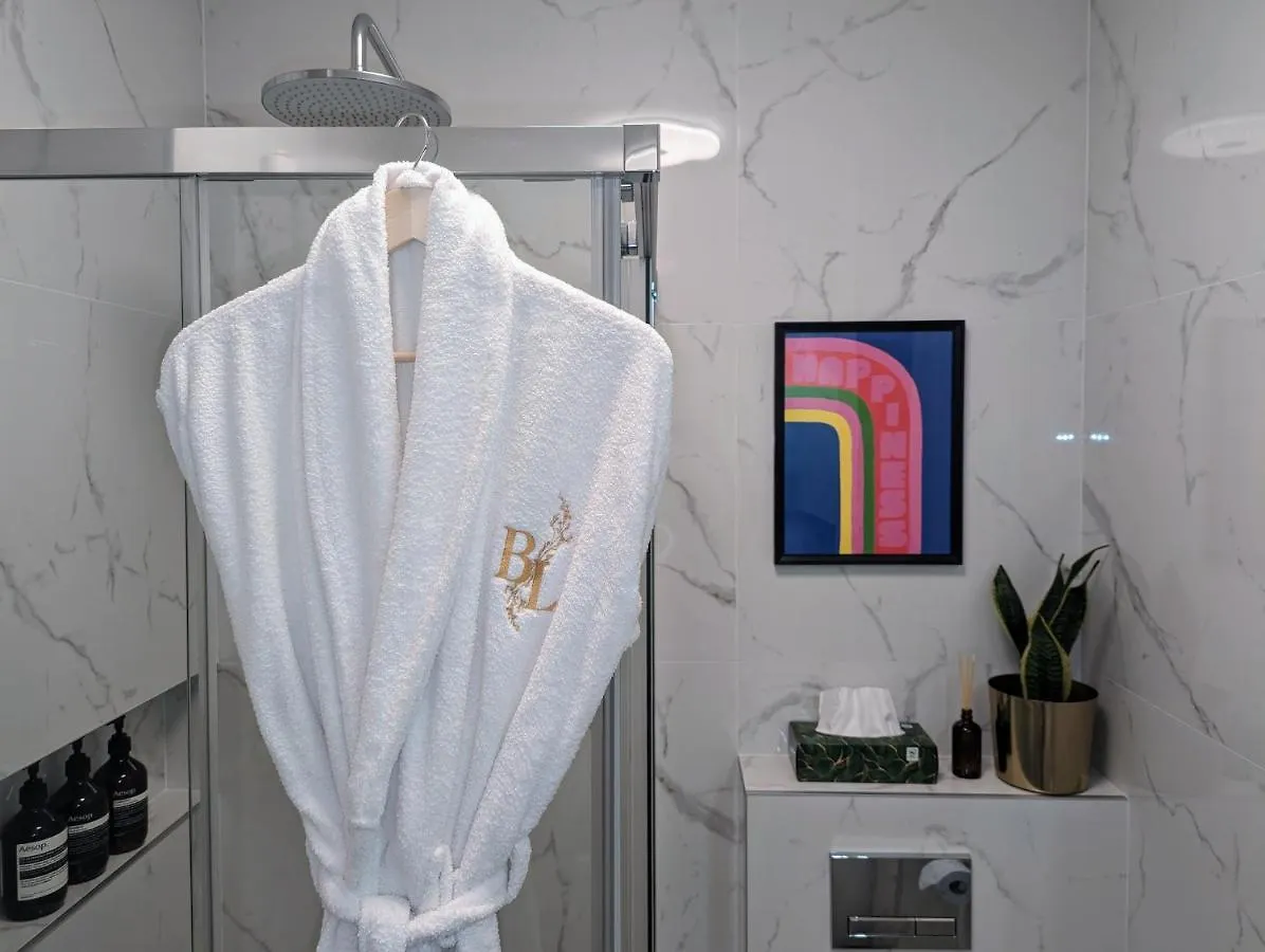 Apartament Bella Luna Luxury Suites - Oasis Gem In Warszawa